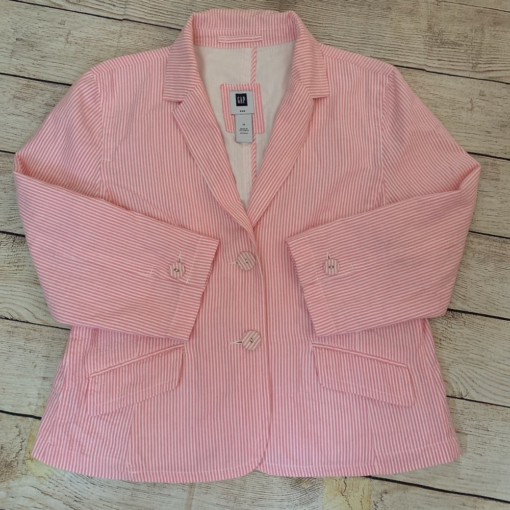 Gap Seersucker Blazer in Pink EUC